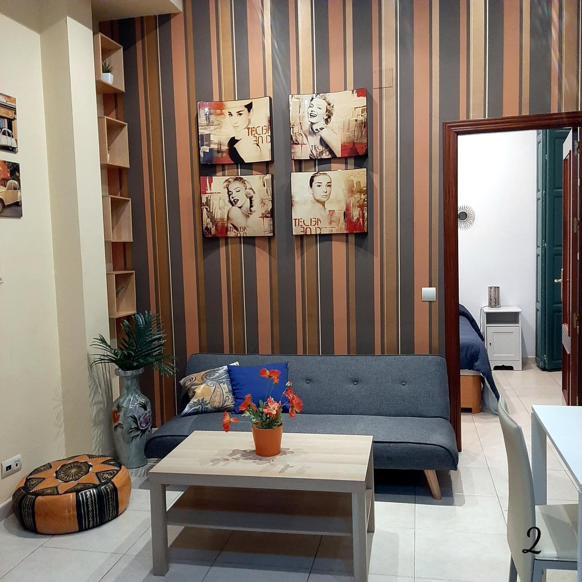 Apartamento Mon Cheri مالقة المظهر الخارجي الصورة