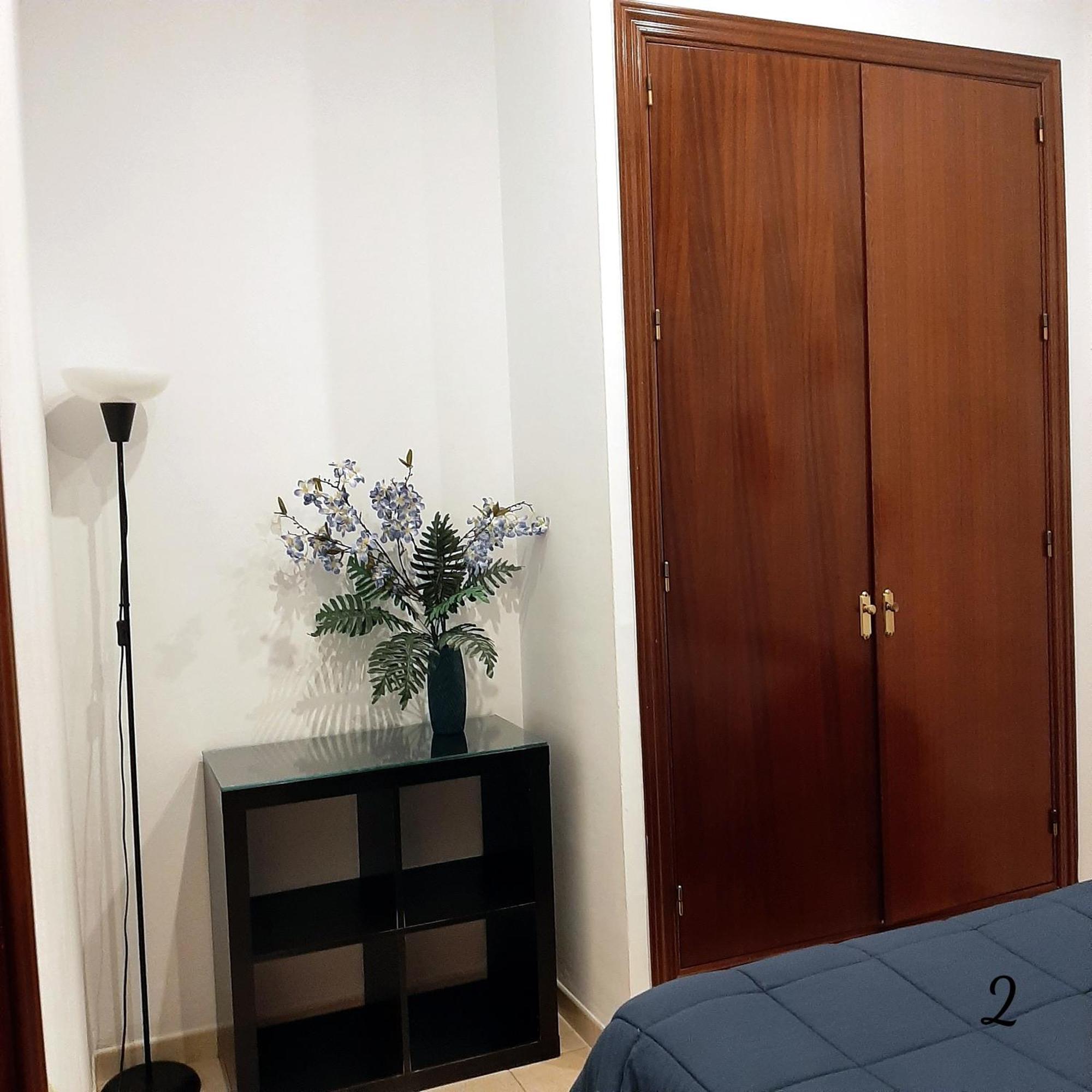 Apartamento Mon Cheri مالقة الغرفة الصورة
