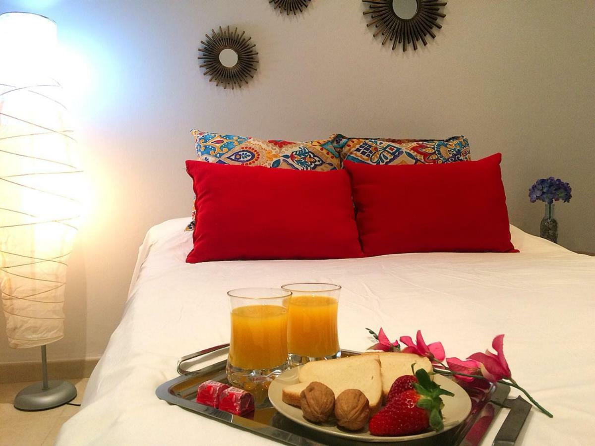 Apartamento Mon Cheri مالقة المظهر الخارجي الصورة