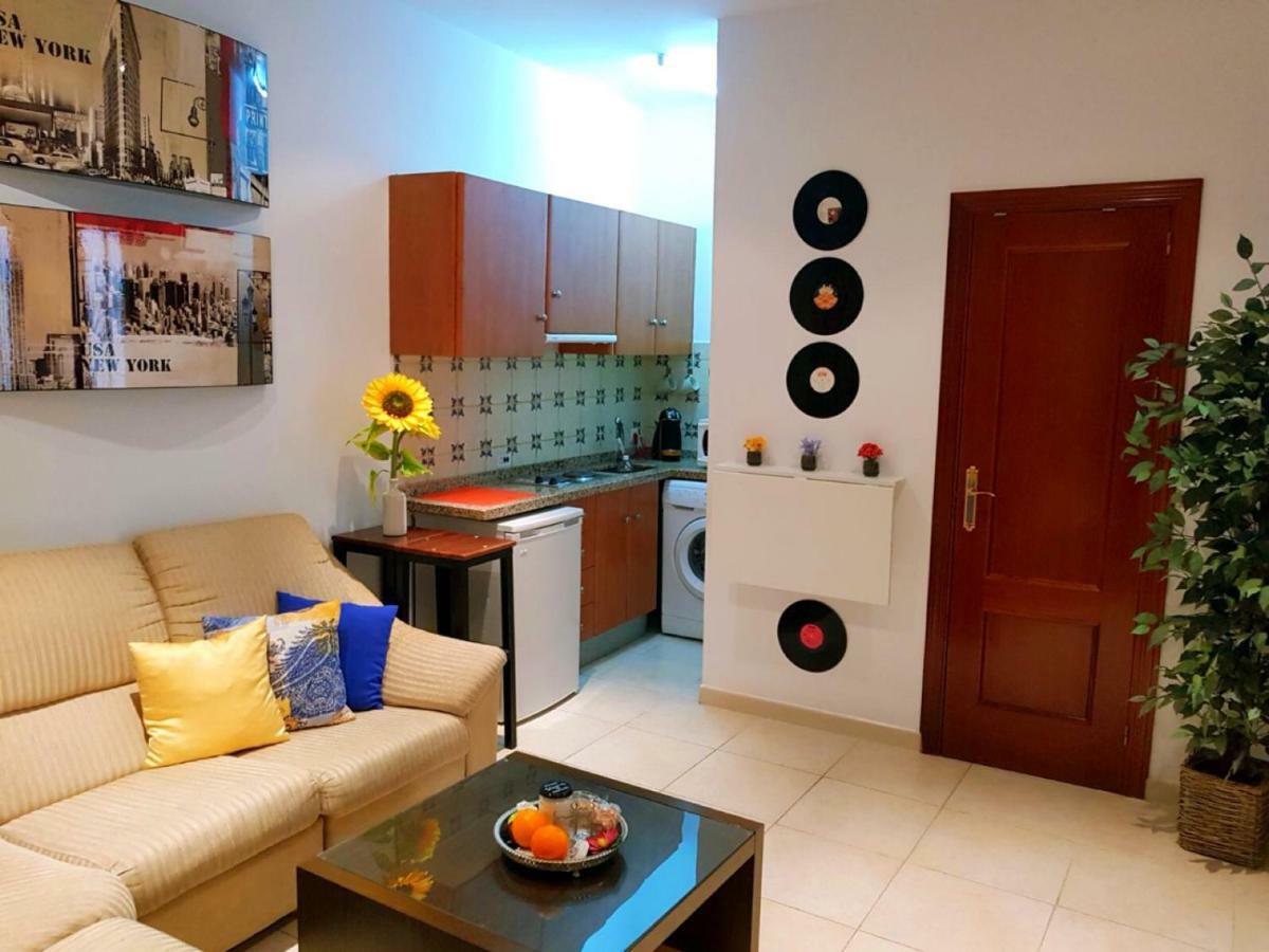 Apartamento Mon Cheri مالقة المظهر الخارجي الصورة